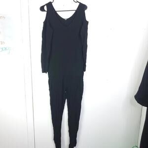 Monrow Jumpsuit Womens XS Cold Shoulder Jogger Long Sleeve Revolve Solid Black